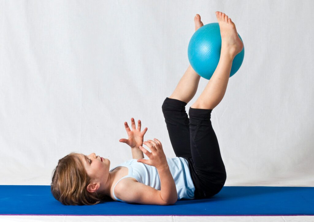 Elige la mejor esterilla de yoga 2022, yoga para niños